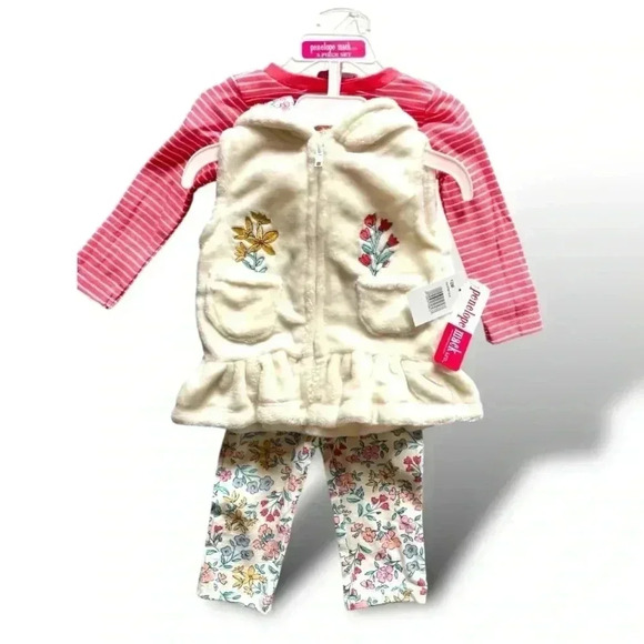 NWT Penelope Mack 12mo Snow Garden Set (hooded vest, LS, LP). Bundle to save! - Picture 4 of 8
